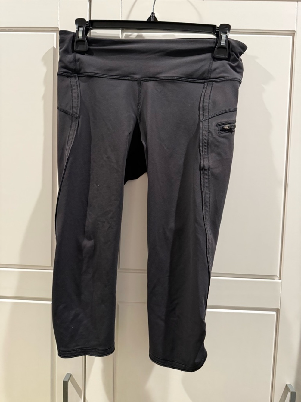 lululemon athletica Black Cropped Athletic Leggings